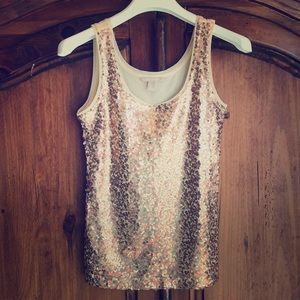 Banana Republic sequin Top